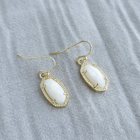 Kendra Scott Lee Gold Ivory Pearl Drop Earrings - Picture 2 of 3